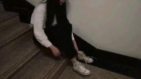 初中女孩白袜视频,揭秘校园生活背后的秘密